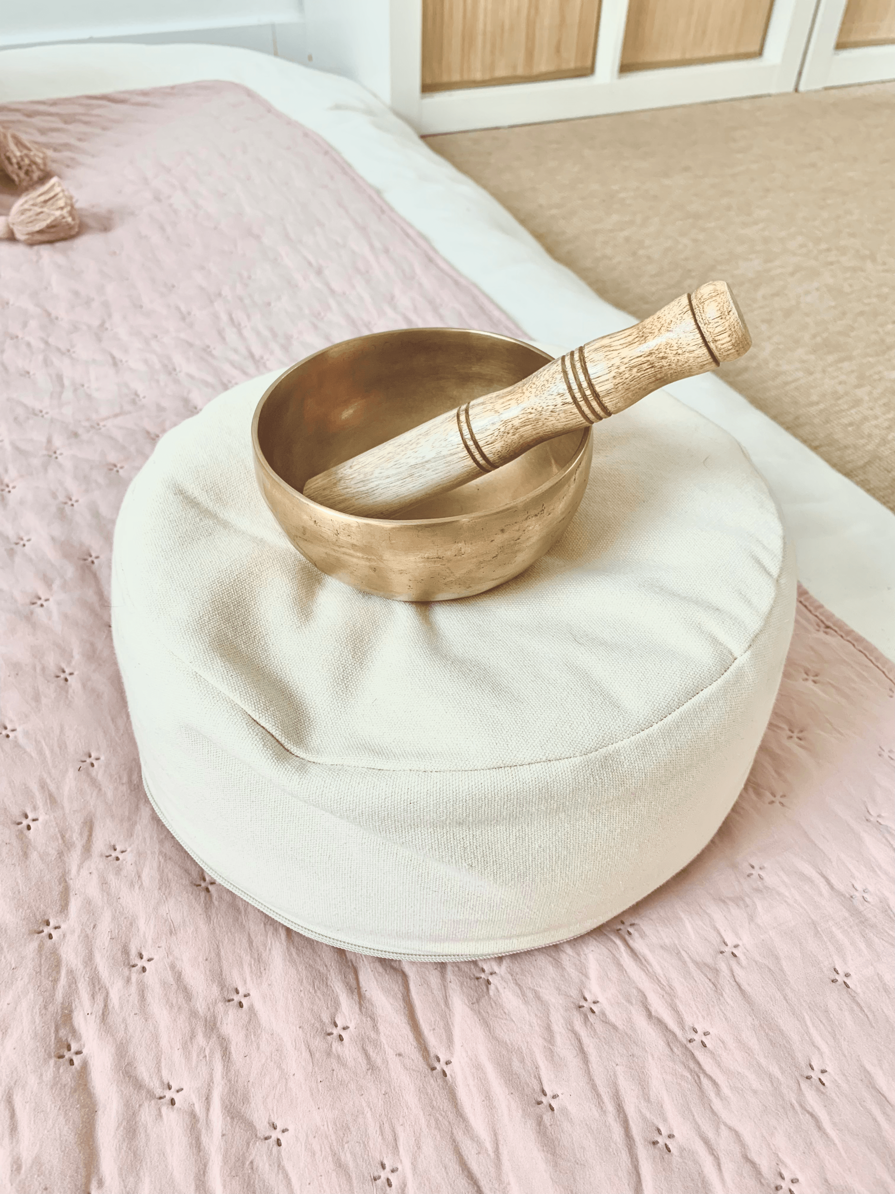 Praticienne de soins thérapeutiques et soins naturels